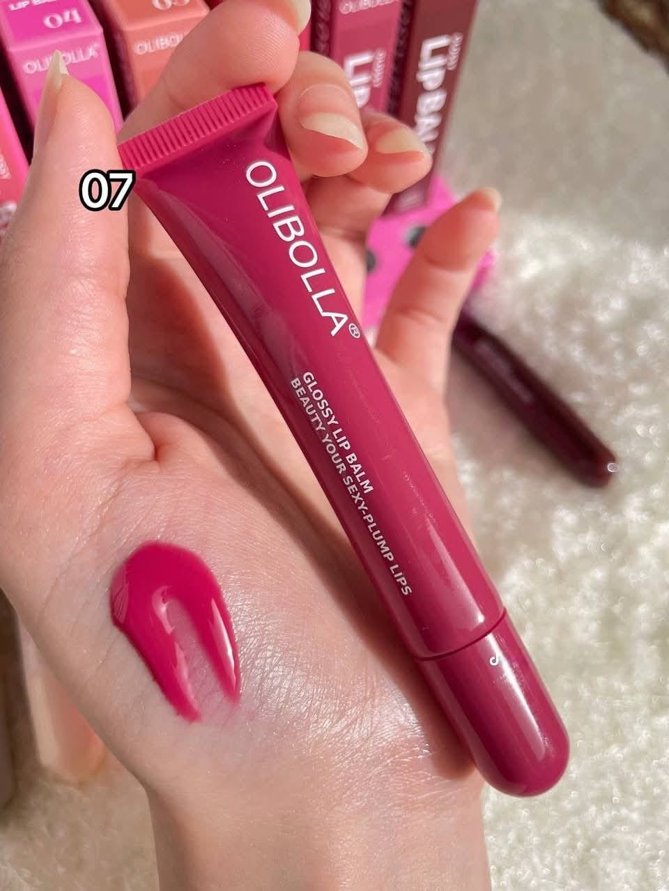 Olibolla Glossy Lip Balm UCANBE MAKEUP PAKISTAN